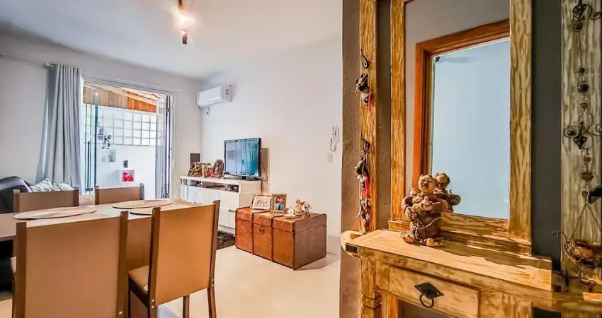 Térreo reformado com pátio na joão alfredo, excelente para pets