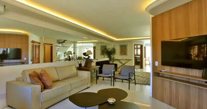 Casa com 3 quartos à venda na Rua Comendador Creidy, 103, Chácara das Pedras, Porto Alegre