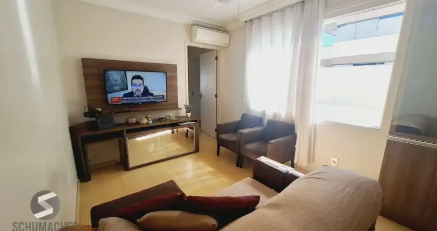 Apartamento com sacada, dois dormitórios e 1 vaga bairro petrópolis - porto alegre /rs