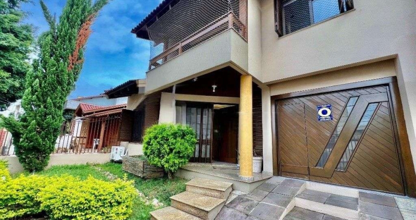 Casa semi-mobiliada com 3 suítes e amplo salão de festas no Cristo Redentor