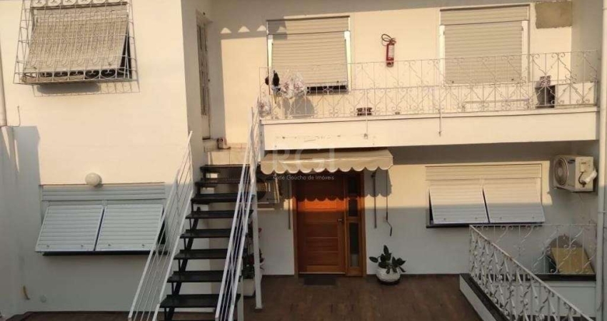 Prédio à venda na Rua Joaquim Silveira, 445, São Sebastião, Porto Alegre