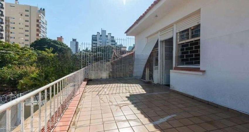 Casa com 3 quartos à venda na Rua Dário Pederneiras, 567, Petrópolis, Porto Alegre