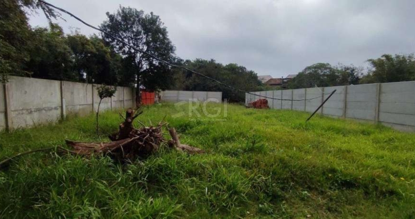 Terreno no bairro Guarujá em Porto Alegre