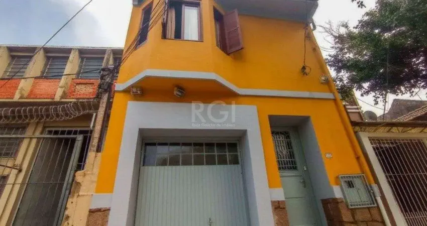 Casa com 3 quartos à venda na Rua Conselheiro Travassos, 595, São Geraldo, Porto Alegre