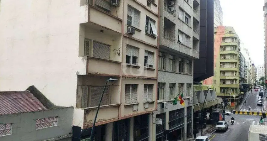Apartamento para venda -110m², 3 dormitórios, sacada e elevador -centro histórico