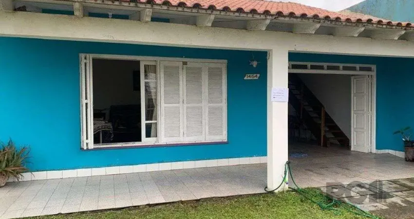 Casa com 3 quartos à venda na Avenida General Osório, 1530, Centro, Balneário Pinhal
