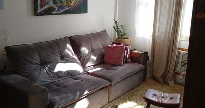 Vende-se apartamento de 3 quartos com churrasqueira - Jardim Botânico