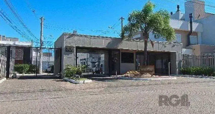 Casa em condomínio 3 D , 1 Suite e possibilidade de 4 dormitório no térreo