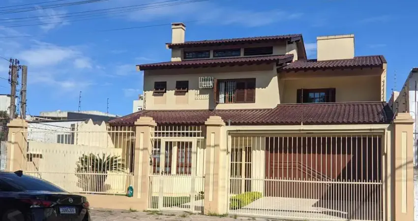 Casa 348m², 4 dormitórios, 2 vagas no bairro Nonoai