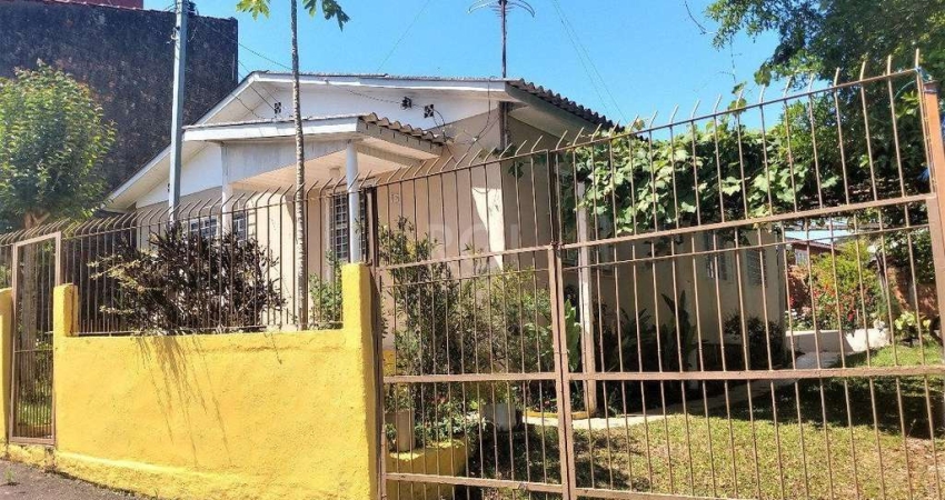 Casa para Venda - 81m², 2 dormitórios, 4 vagas - Vila Nova
