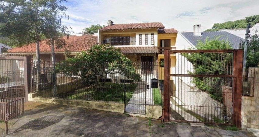 Casa com 4 quartos à venda na Rua Silvério Souto, 577, Teresópolis, Porto Alegre