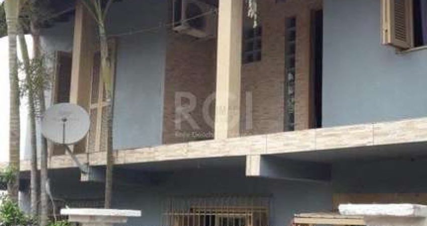 Casa para Venda - 180m², 4 dormitórios, Vargas