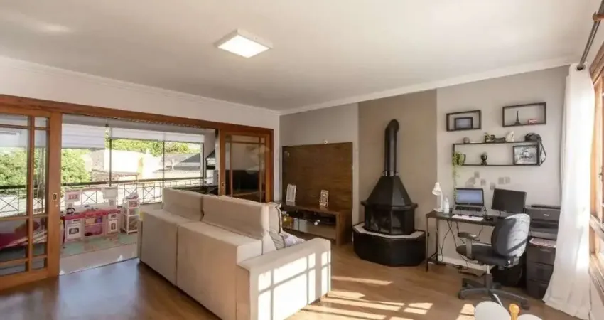 VENDA- Apartamento de 3 quartos sendo 1 suíte, com lareira e churrasqueira, 2 vagas, 119m2- Medianeira