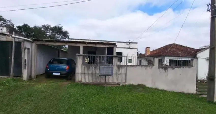 Casa na BR por R$ 270.000,00 - Santana do Livramento