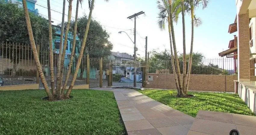 Casa para Venda - 445.52m², 4 dormitórios, sendo 4 suites, 4 vagas - Teresópolis