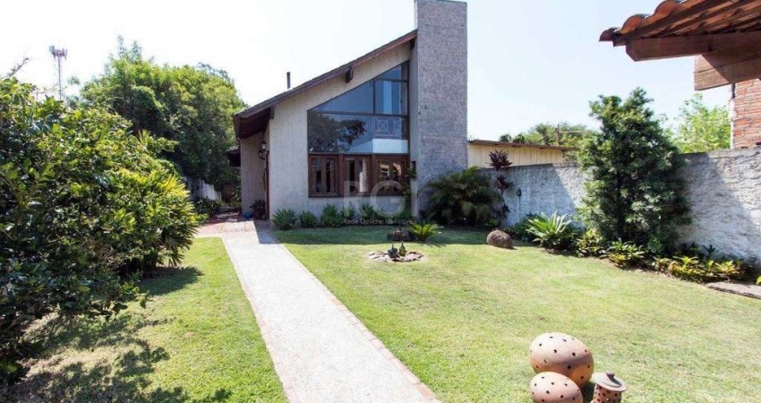 Casa para Venda - 250m², 3 dormitórios, sendo 2 suites, 3 vagas - Ponta Grossa