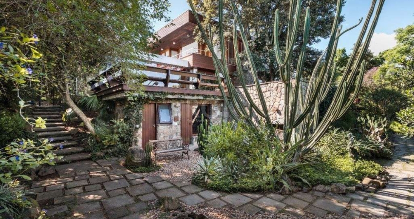 Casa para Venda - 900m², 4 dormitórios, sendo 4 suites, 4 vagas - Vila Assunção