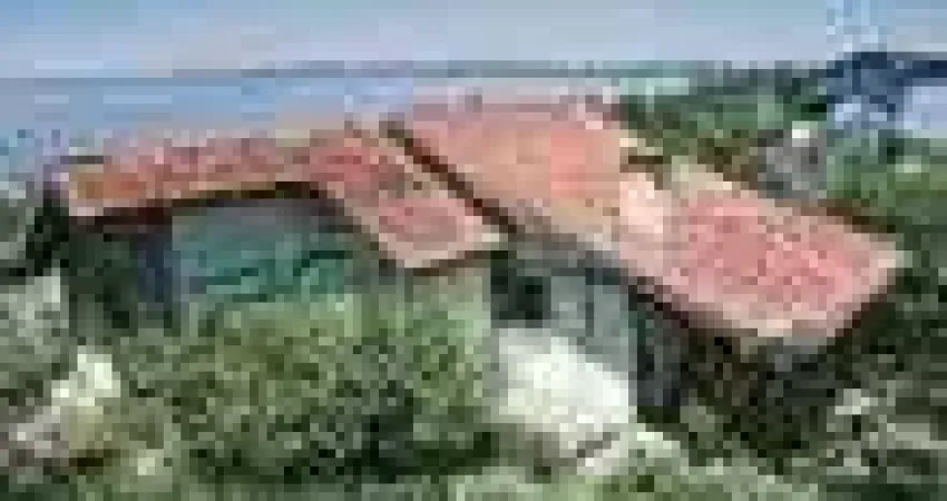 Casa para venda - 250m², 3 dormitórios, sendo 3 suites, 2 vagas - tristeza