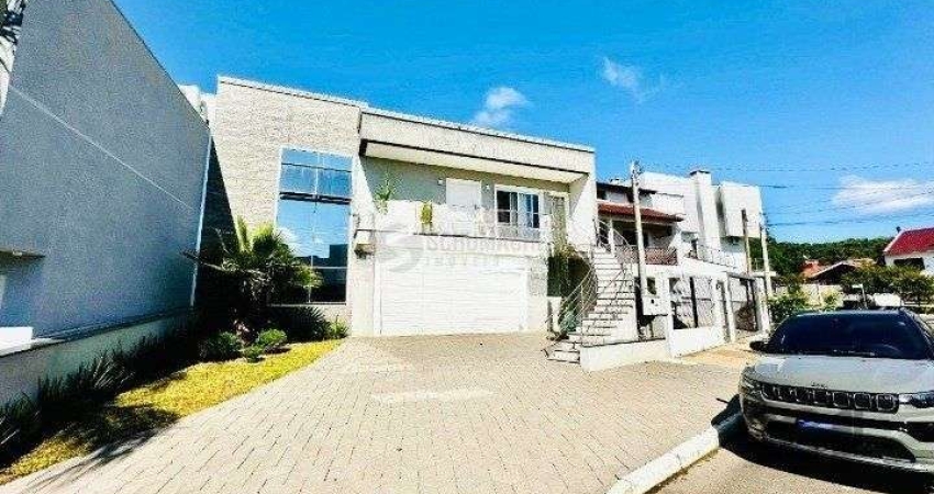 Casa sobrado de 3 dormitórios e 4 vagas