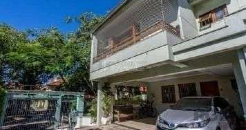 Casa em Condomínio em Jardim Isabel