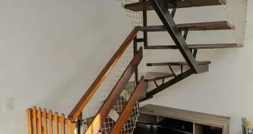 Casa em condomínio fechado com 2 quartos à venda na Rua General Gomes Carneiro, 164, Medianeira, Porto Alegre