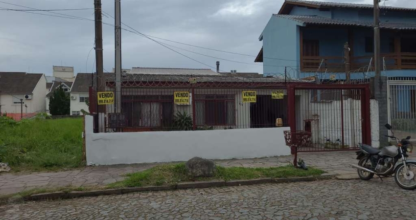 Casa com 3 quartos à venda na Rua Coronel João Pacheco de Freitas, 337, Jardim Itu Sabará, Porto Alegre