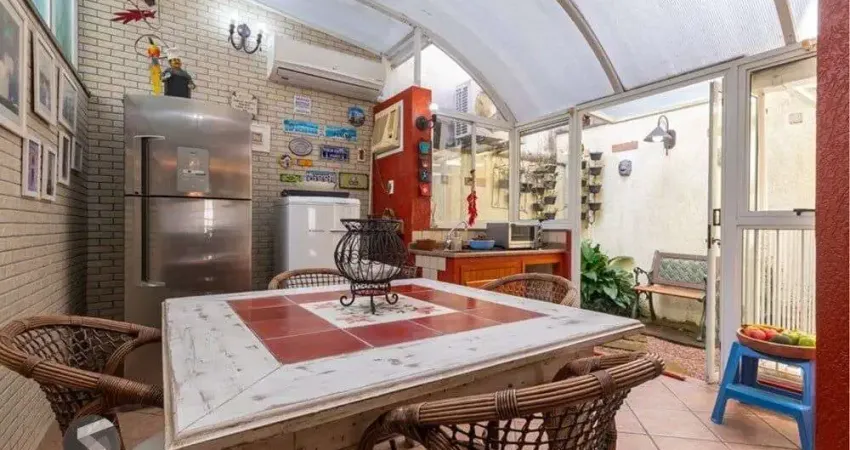 Casa em condomínio fechado com 4 quartos à venda na Rua Quatorze de Julho, 309, Boa Vista, Porto Alegre