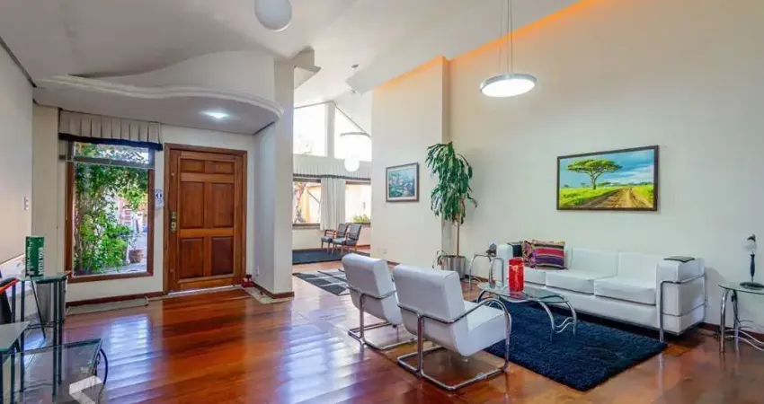 Casa com 6 quartos à venda na Rua Sargento Nicolau Dias de Farias, 501, Tristeza, Porto Alegre