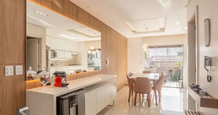 Deslumbrante casa 3 suítes, 4 banh, 2 vagas cobertas, guarujá poa rs