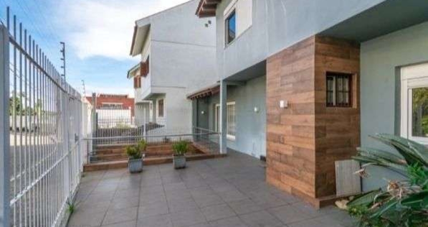 Casa em Condomínio à Venda | 282m² | 3 Suítes | 2 Vagas | Bairro Nonoai - Porto Alegre