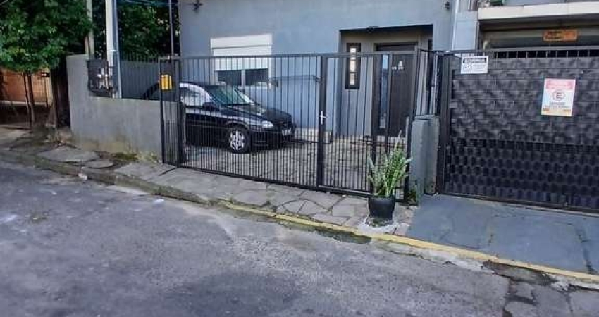 Casa com 3 quartos à venda na Rua Domingos da Silva, 268, Camaquã, Porto Alegre