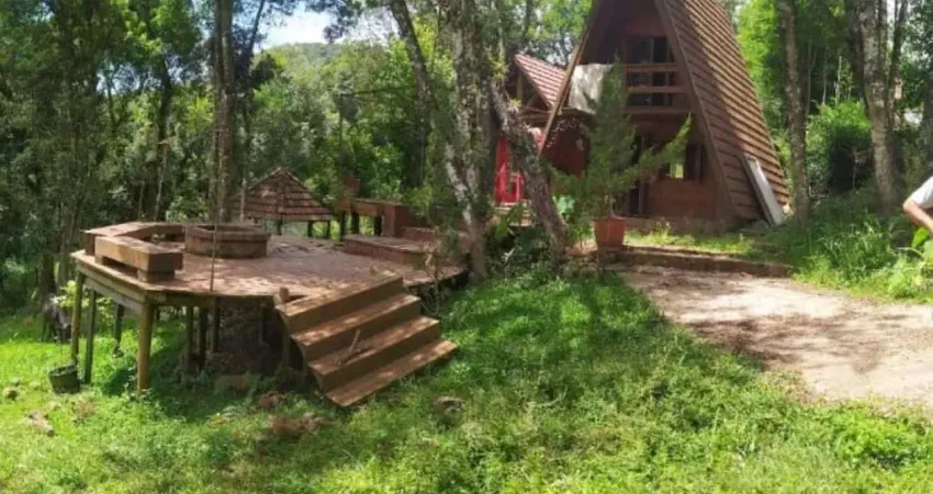 sítio em igrejinha com uma cabana de 1 dormitório com 15mil metros quadrados Igrejinha- RS