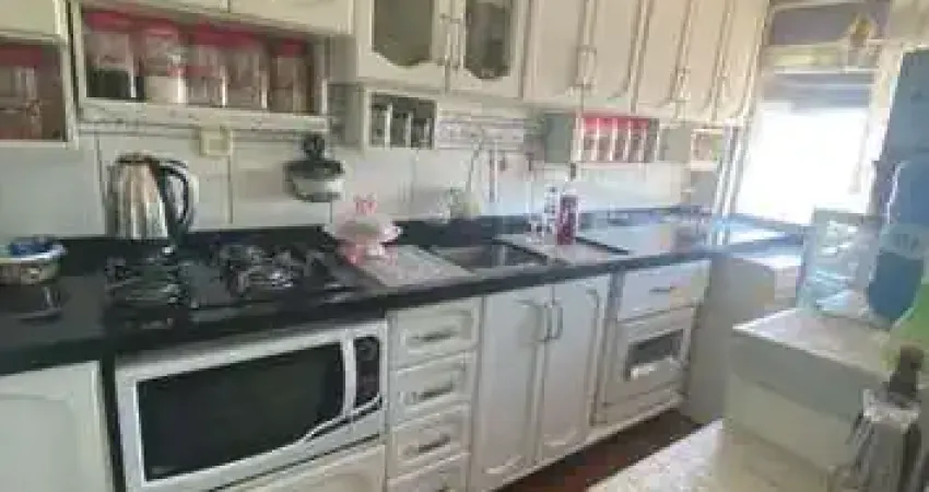 Apartamento com 03 dormitórios bairro Humaitá sem garagem