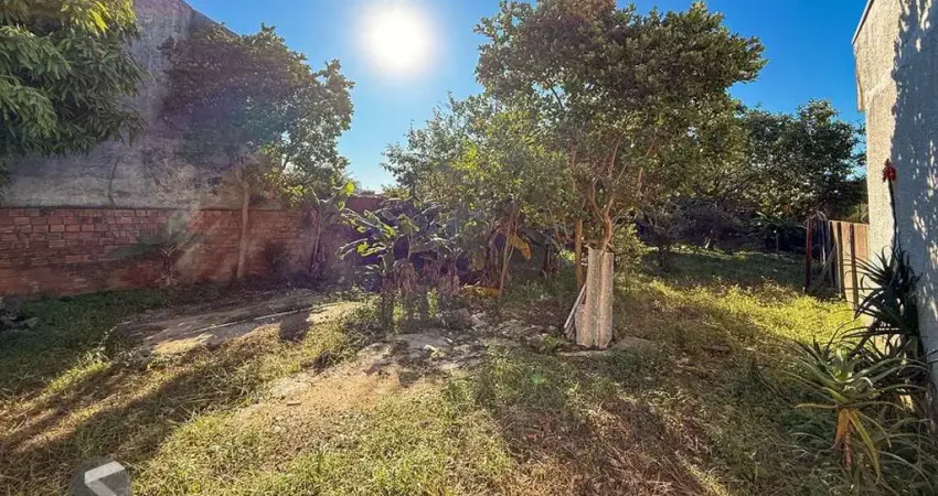 Terreno à venda na Rua Oliveira Lima, 137, Niterói, Canoas
