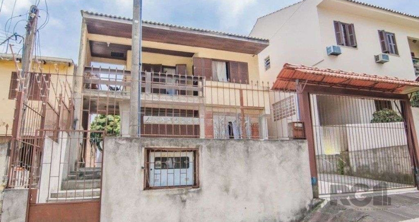 Casa com 4 quartos à venda na Rua Santiago Dantas, 508, Cascata, Porto Alegre
