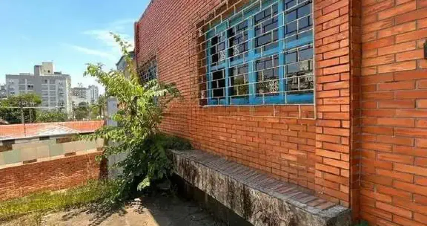 Terreno à venda na Rua Geraldo Souza Moreira, 338, Passo da Areia, Porto Alegre