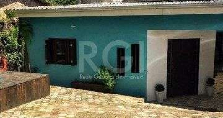Casa para Venda - 142m², 3 dormitórios, sendo 1 suites, 2 vagas - Taruma