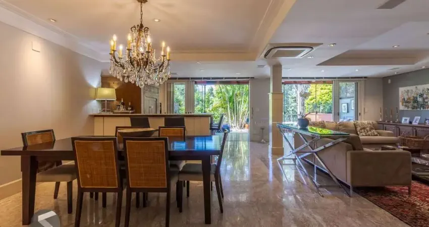 Casa em condomínio com 487m² | 4 dormitórios sendo 4 suítes, 3 vagas, no bairro três figueiras, porto alegre