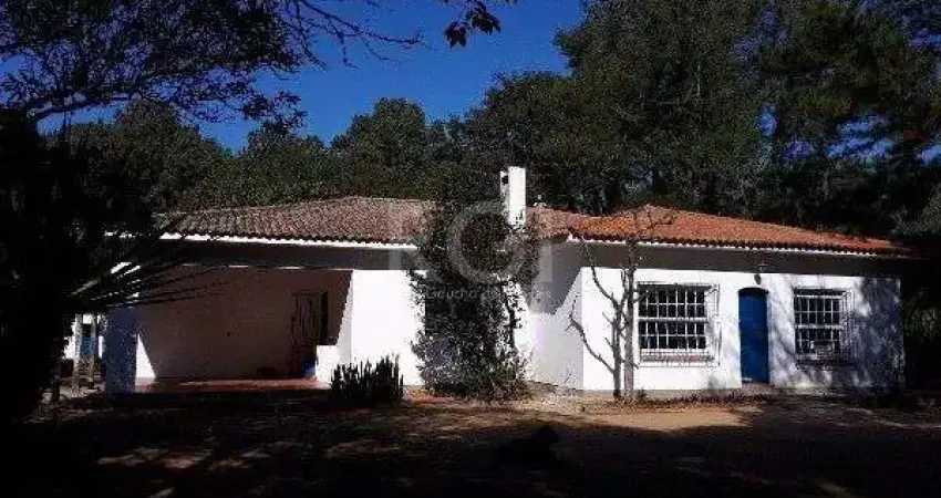 Sítio para Venda - 150m², 3 dormitórios, Belém Novo