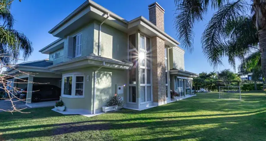 Casa em condomínio fechado com 4 quartos à venda na Avenida Juca Batista, 8068, Chapéu do Sol, Porto Alegre