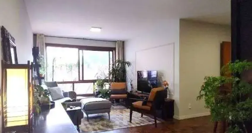 Apartamento com 3 quartos à venda na Rua Faria Santos, 209, Petrópolis, Porto Alegre