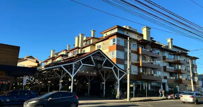 Lindo Apto mobiliado 2 dorm suíte box duplo na rua coberta no coração de Canela