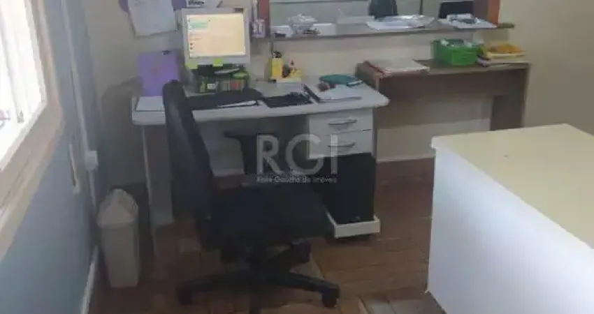 Casa para Venda - 200m², 0 dormitórios, 4 vagas - Viamão