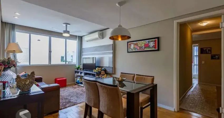 Apartamento de 2 dorm, 80m² privativos com vaga de garagem e elevador.