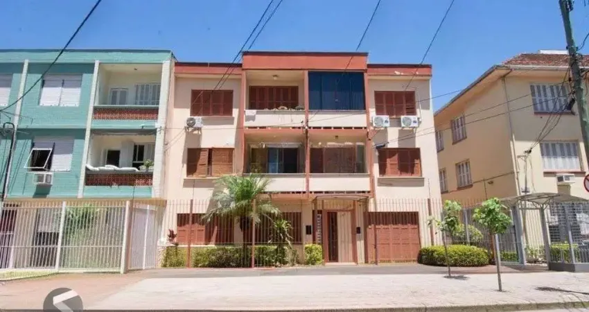 Apartamento térreo com pátio com 2 quartos e 66m² à venda em cristo redentor