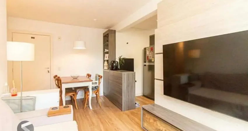 Apartamento à venda com 2 dormitórios, sacada e vaga no morro santana.