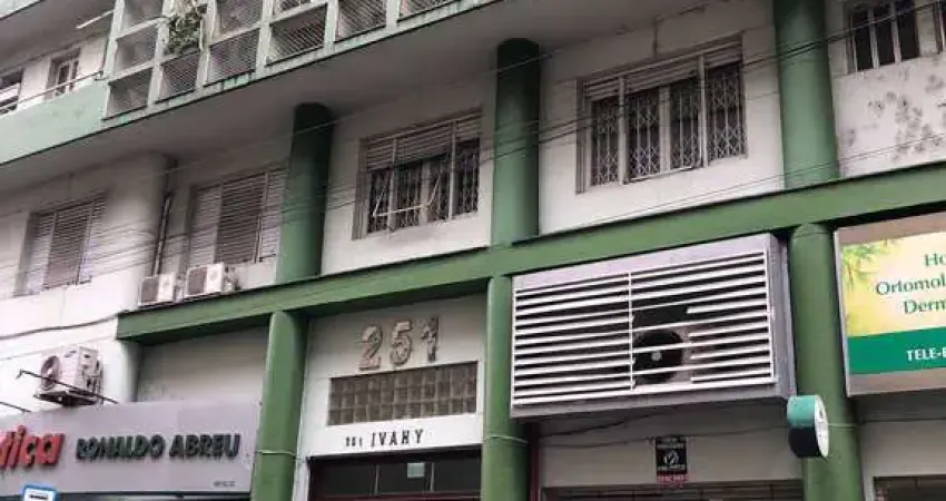 Apartamento com 3 quartos à venda na Rua Jerônimo Coelho, 340, Centro Histórico, Porto Alegre