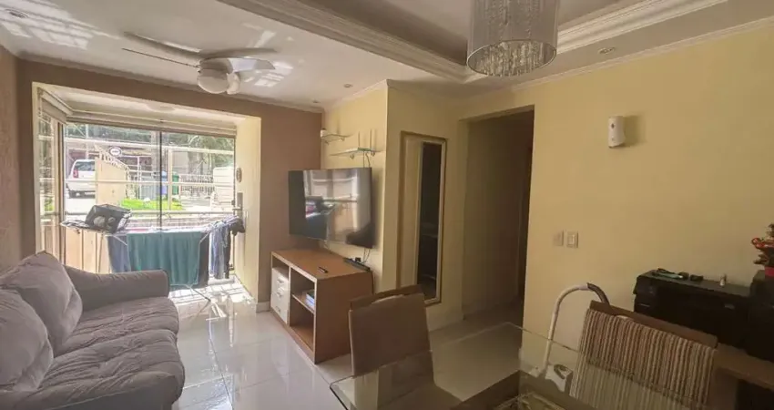 Apartamento térreo com piscina à venda com 2 dormitórios 52 m²