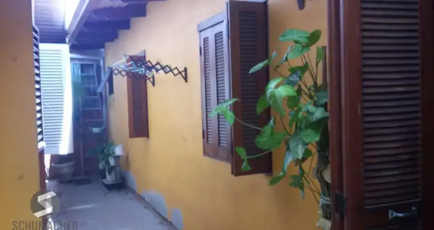 Casa com 3 quartos à venda na Rua Santa Terezinha, 345, COHAB, Cachoeirinha
