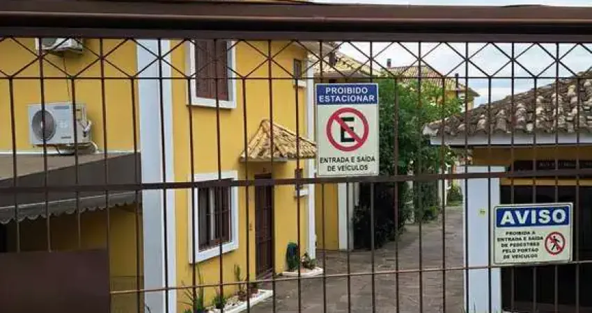 Casa em condomínio fechado com 3 quartos à venda na Rua São Miguel, 397, Coronel Aparício Borges, Porto Alegre